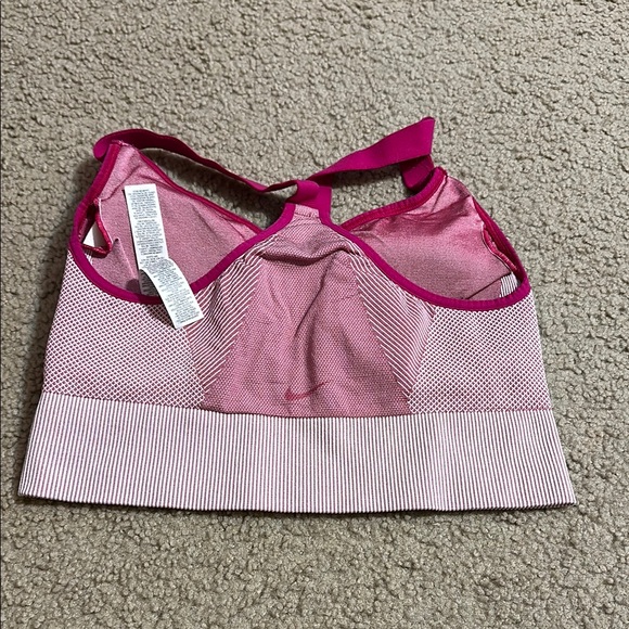 Nike Magenta & Light Pink Seamless Sports Bra - Picture 2 of 4